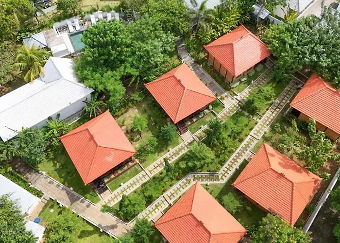 Sun And Moon Village Hotel Uluwatu (Bali)