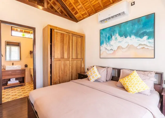 Sun And Moon Village Hotel