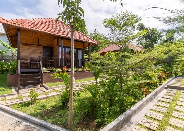 Sun And Moon Village Hotel