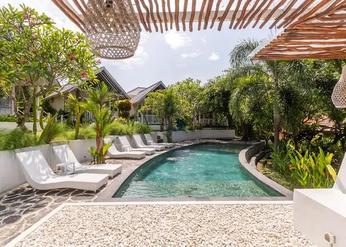 Sun And Moon Village Uluwatu (Bali)